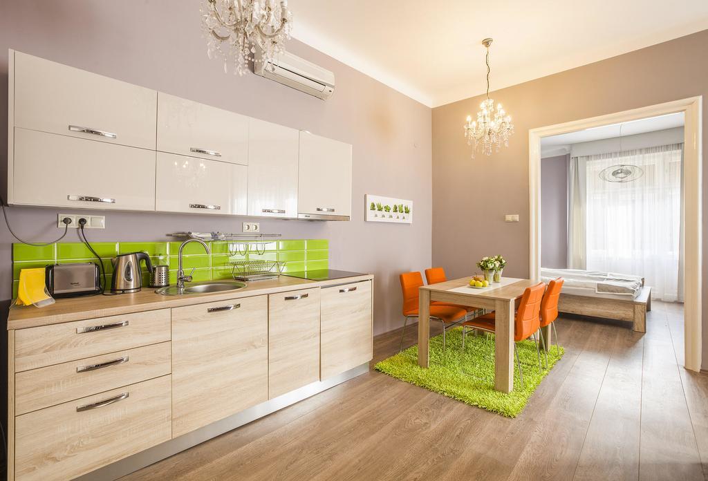 Two Couples Apartment ブダペスト エクステリア 写真