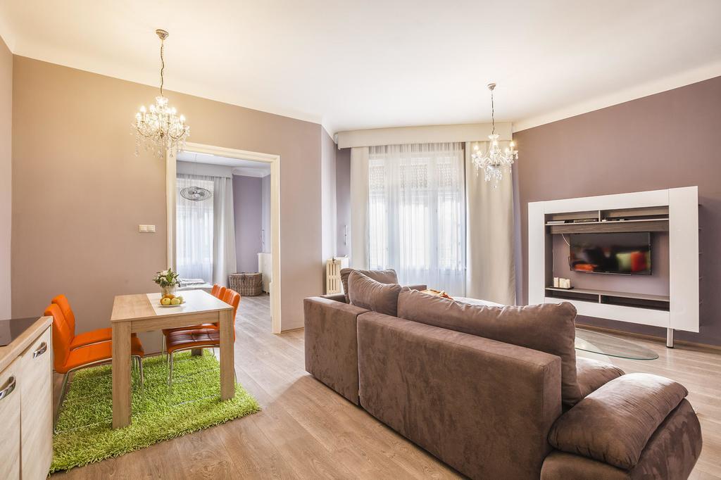 Two Couples Apartment ブダペスト エクステリア 写真